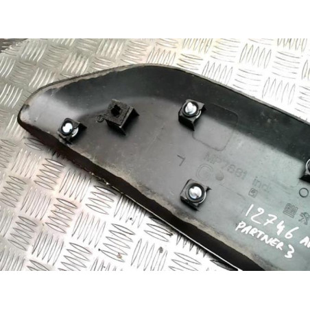 Baguette de porte arriere gauche  PEUGEOT PARTNER 3 PHASE 1 d’occasion