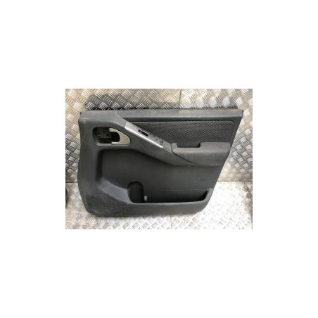 Panneau de porte avant droit NISSAN NAVARA 1 PHASE 1 d’occasion