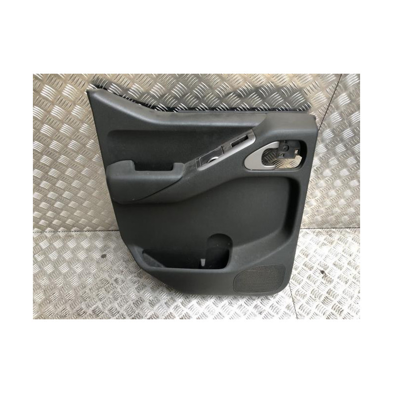 Panneau de porte arriere gauche NISSAN NAVARA 1 PHASE 1 d’occasion