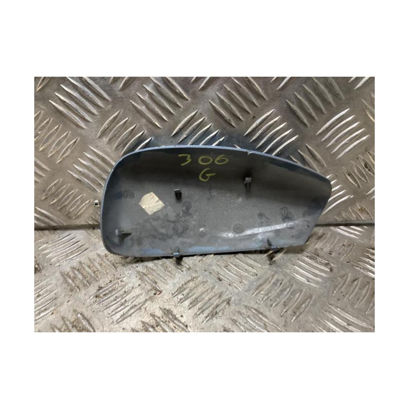 Coquille de retroviseur gauche PEUGEOT  d’occasion