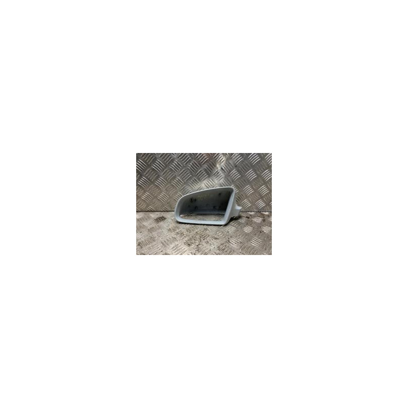 Coquille de retroviseur gauche AUDI  d’occasion