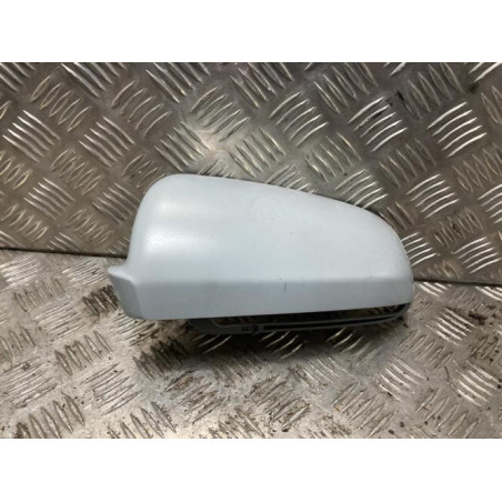 Coquille de retroviseur gauche AUDI  d’occasion