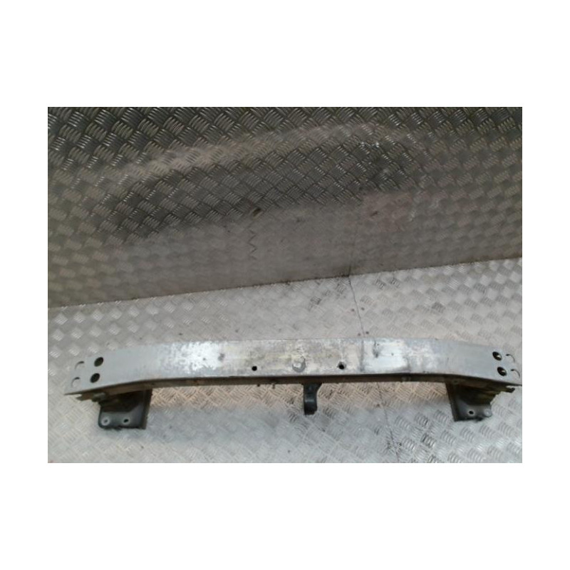 Renfort pare choc avant (traverse) TOYOTA COROLLA VERSO 2 PHASE 1 d’occasion