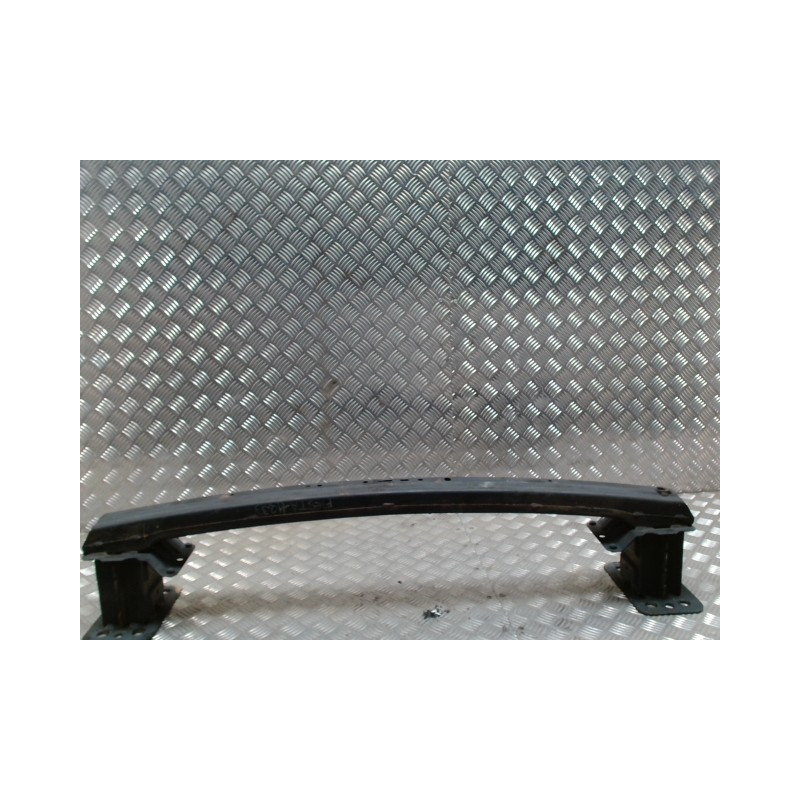 Renfort pare choc avant (traverse) FORD FIESTA 5 PHASE 1 d’occasion