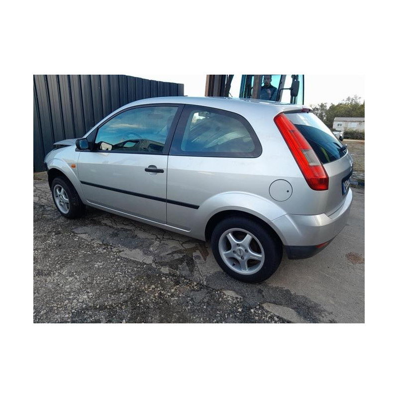 Renfort pare choc avant (traverse) FORD FIESTA 5 PHASE 1 d’occasion