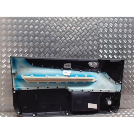 Panneau de porte avant droit PEUGEOT 307 PHASE 1 d’occasion