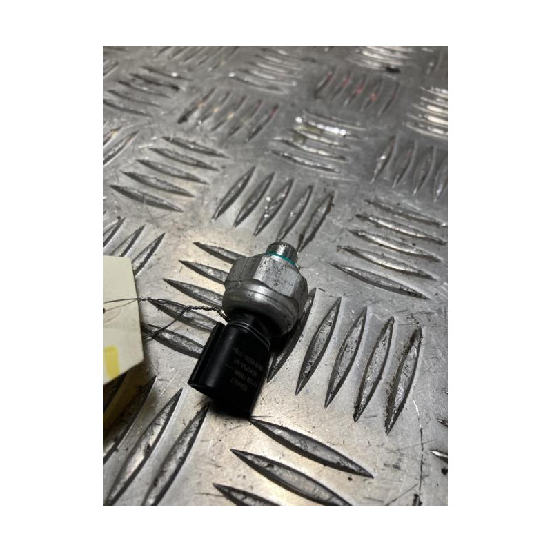 Pressostat de climatisation RENAULT CAPTUR 1 PHASE 2 d’occasion