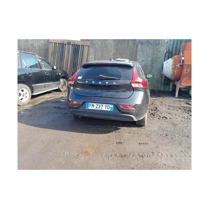 Moteur VOLVO V 40 2 PHASE 1 BREAK d’occasion