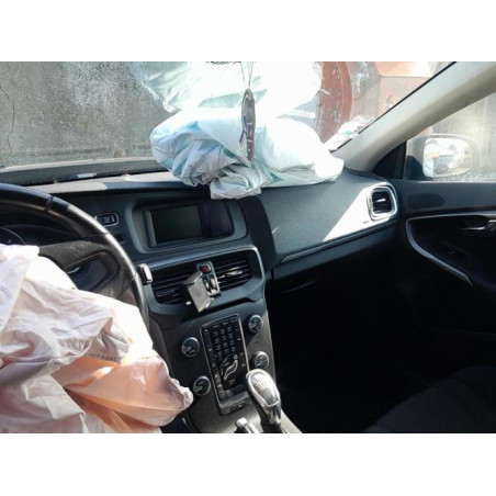 Moteur VOLVO V 40 2 PHASE 1 BREAK d’occasion