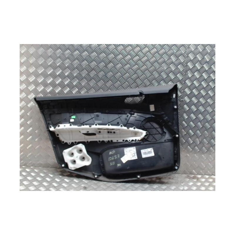 Panneau de porte avant droit PEUGEOT 308 1 PHASE 1 d’occasion