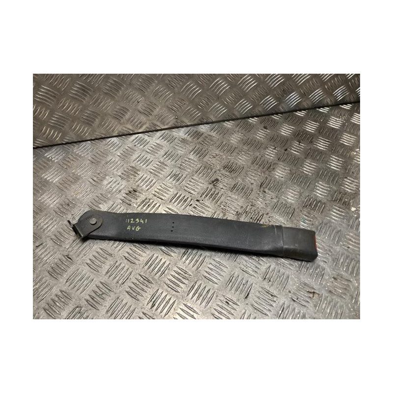 Attache ceinture avant gauche TOYOTA  d’occasion