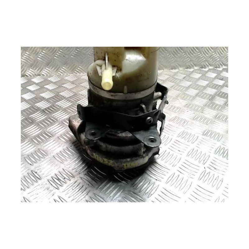 Pompe de direction RENAULT TRAFIC 3 COURT PHASE 2 d’occasion