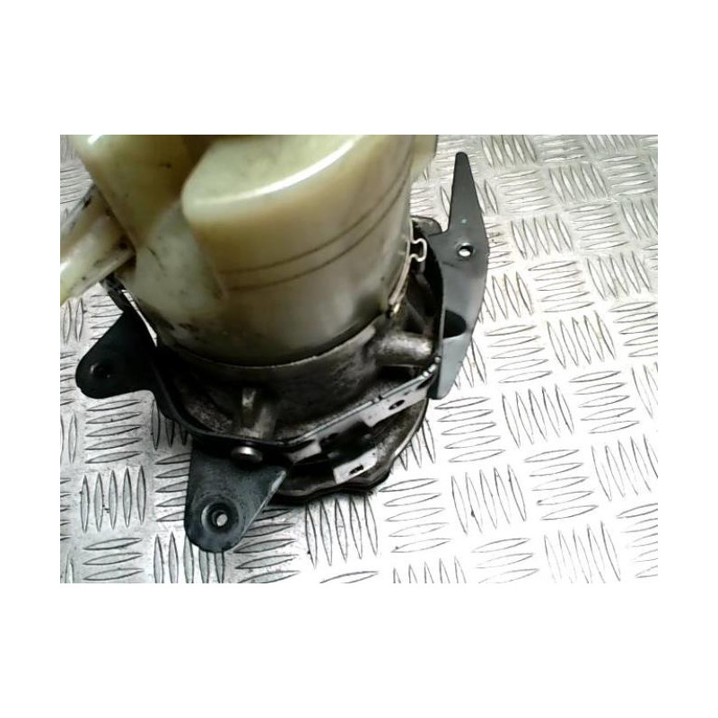 Pompe de direction RENAULT TRAFIC 3 COURT PHASE 2 d’occasion