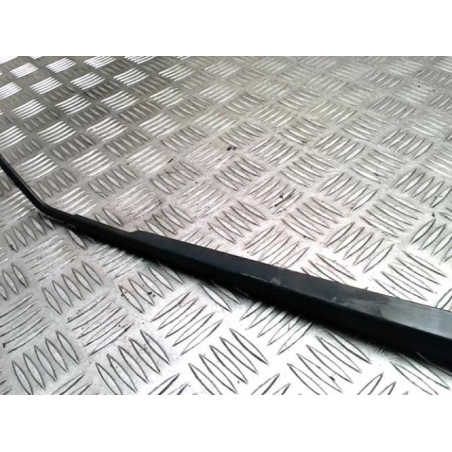 Bras essuie glace avant droit TOYOTA COROLLA VERSO 2 PHASE 1 d’occasion