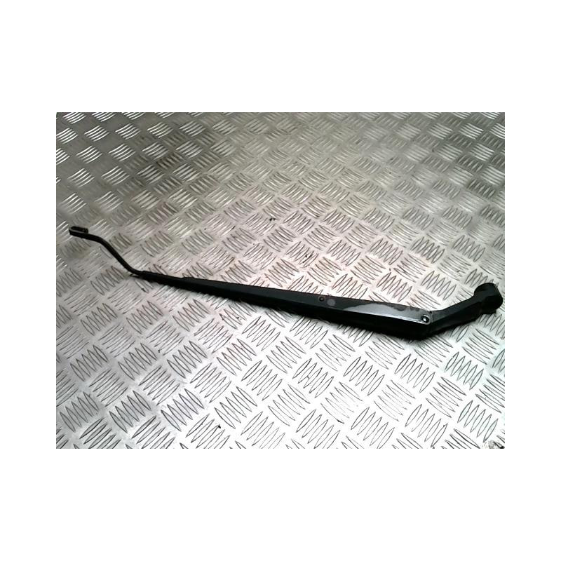 Bras essuie glace avant gauche TOYOTA COROLLA VERSO 2 PHASE 1 d’occasion