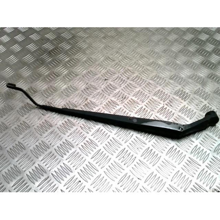 Bras essuie glace avant gauche TOYOTA COROLLA VERSO 2 PHASE 1 d’occasion