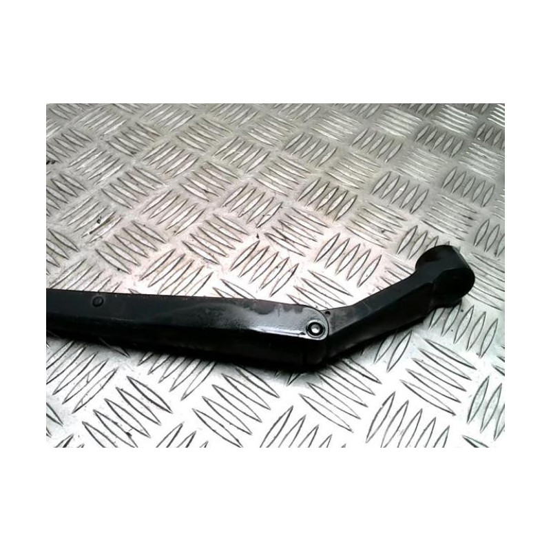 Bras essuie glace avant gauche TOYOTA COROLLA VERSO 2 PHASE 1 d’occasion