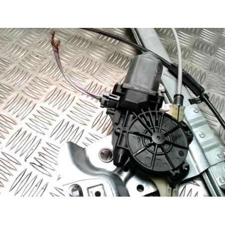 Leve vitre electrique avant droit RENAULT KANGOO 2 PHASE 1 d’occasion