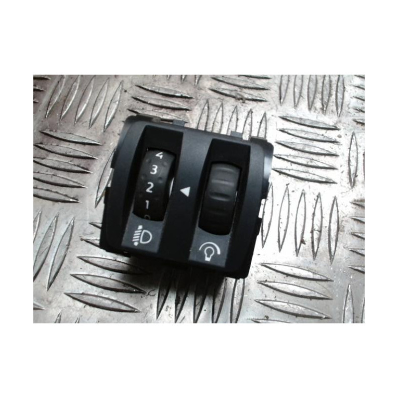Commande de reglage hauteur de phare RENAULT CLIO 4 PHASE 2 d’occasion