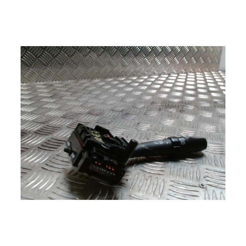 Commodo d'essuie glaces TOYOTA COROLLA VERSO 2 PHASE 1 d’occasion
