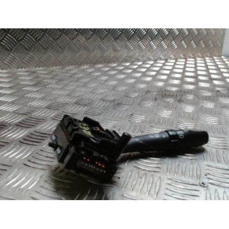 Commodo d'essuie glaces TOYOTA COROLLA VERSO 2 PHASE 1 d’occasion