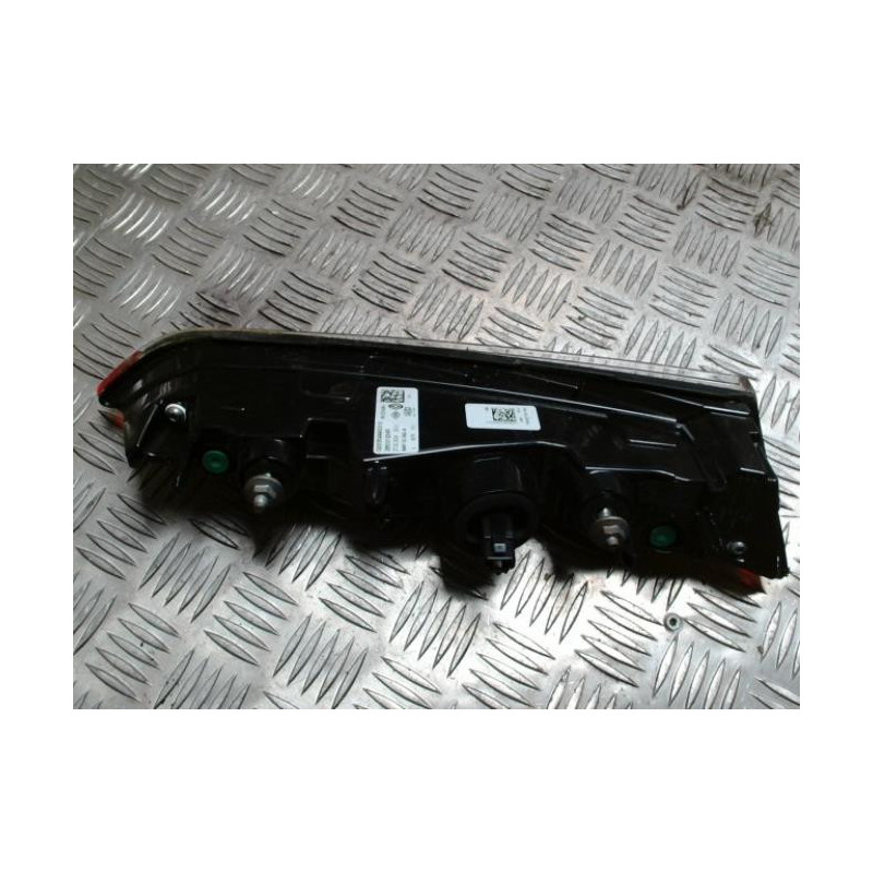 Feu arriere secondaire droit (feux) RENAULT CAPTUR 2 PHASE 1 d’occasion