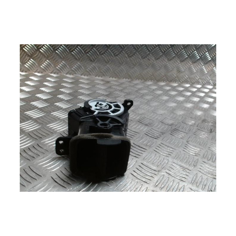 Aerateur tableau de bord avant gauche TOYOTA COROLLA VERSO 2 PHASE 1 d’occasion