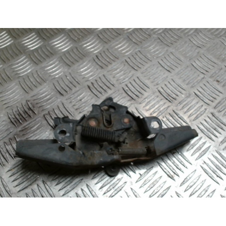 Serrure de capot TOYOTA COROLLA VERSO 2 PHASE 1 d’occasion