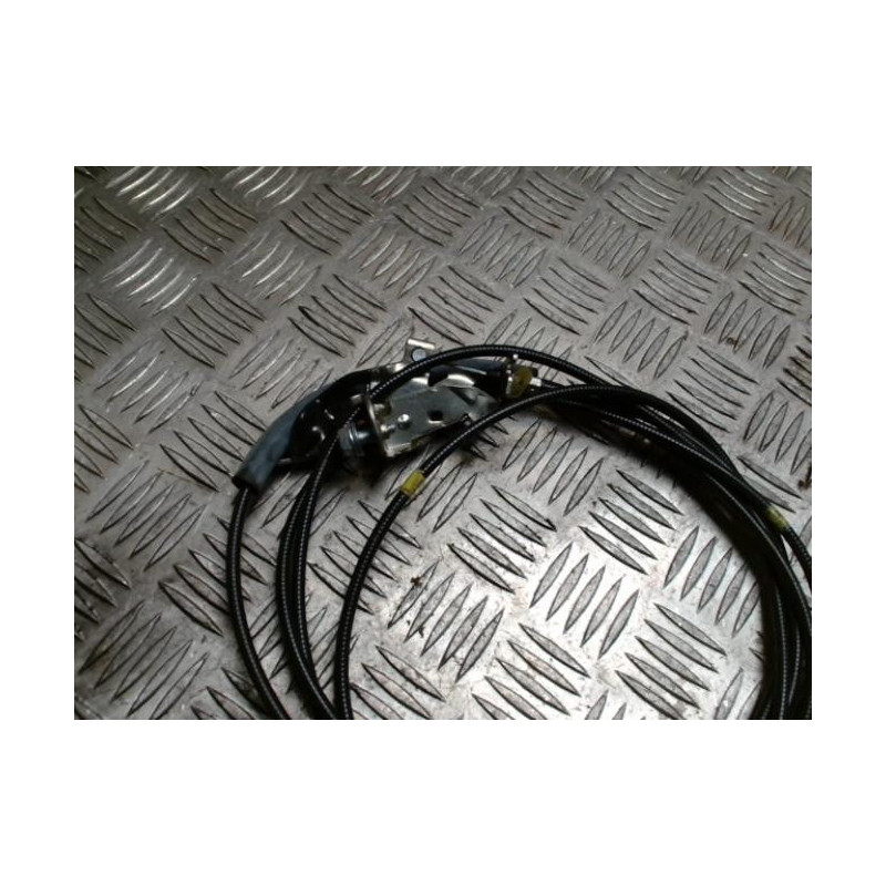 Cable ouverture capot TOYOTA COROLLA VERSO 2 PHASE 1 d’occasion