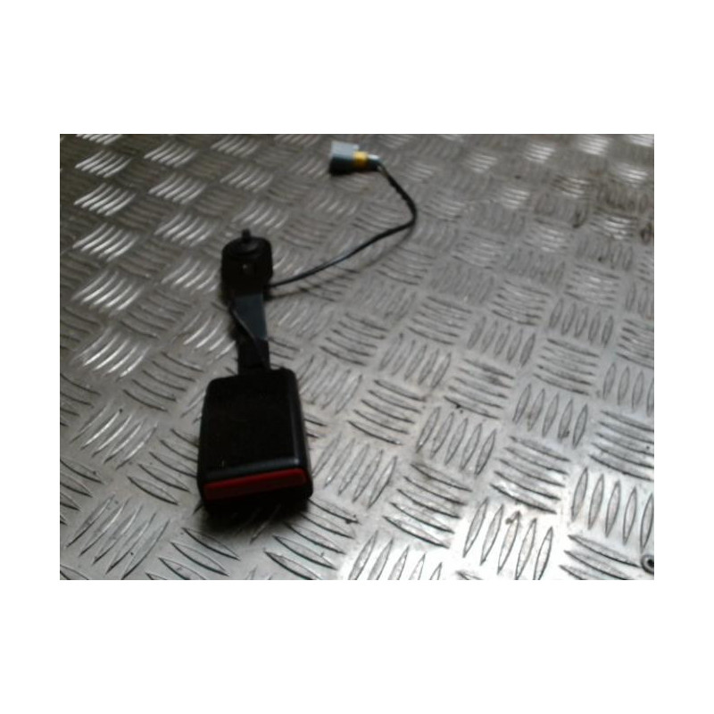 Attache ceinture avant droit PEUGEOT 208 1 PHASE 1 d’occasion