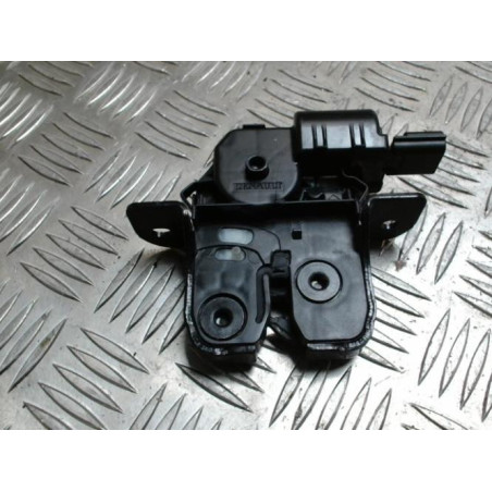 Charniere de hayon RENAULT CLIO 4 PHASE 2 d’occasion