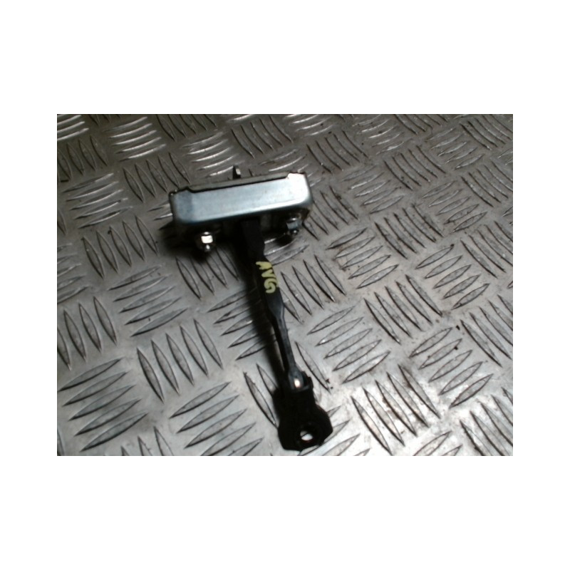 Tirant de porte avant gauche TOYOTA COROLLA VERSO 2 PHASE 1 d’occasion