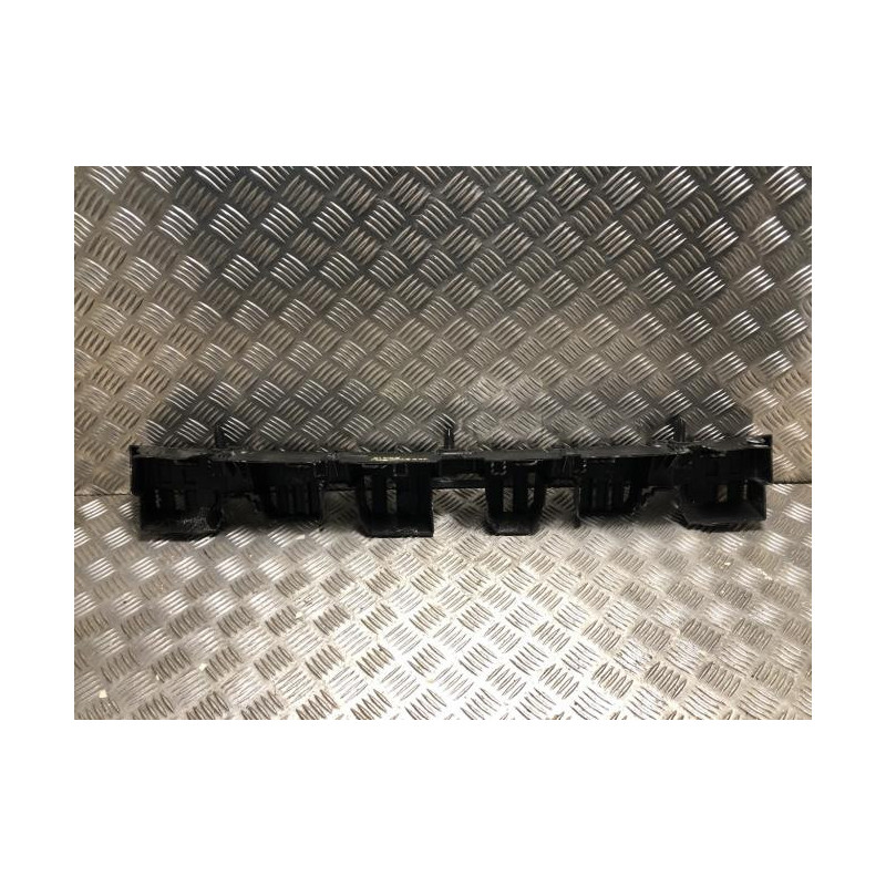 Support de pare chocs arriere RENAULT MEGANE 5 d’occasion