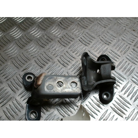 Charniere de porte avant gauche TOYOTA COROLLA VERSO 2 PHASE 1 d’occasion