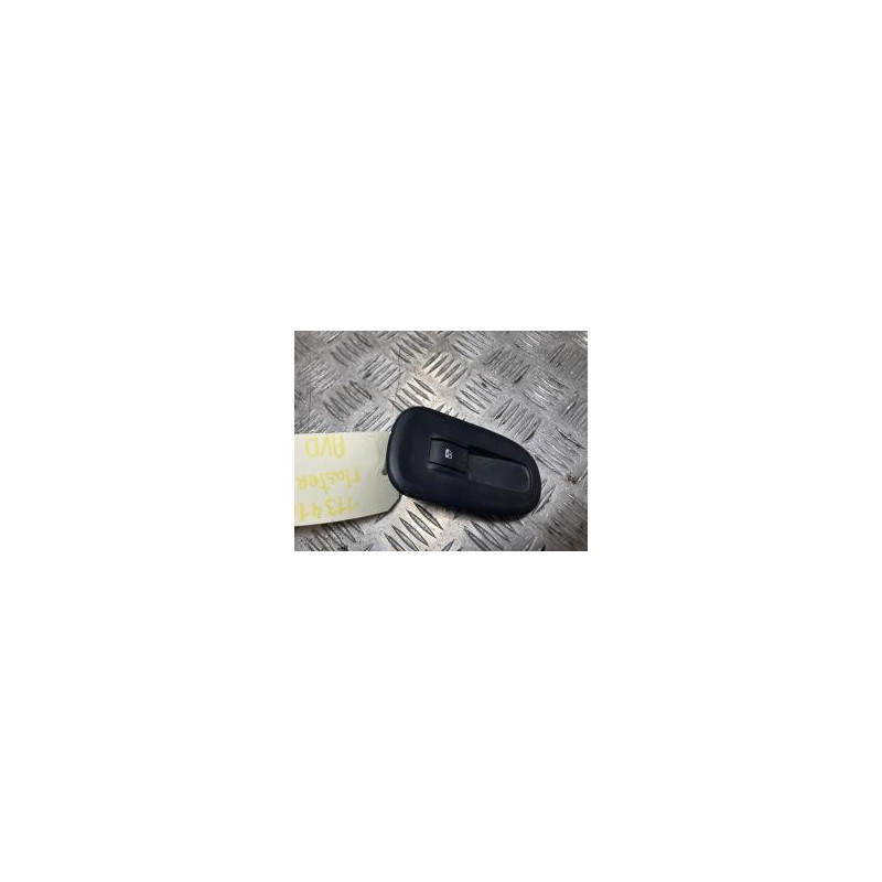 Interrupteur de leve vitre avant droit RENAULT MASTER 3 PHASE 3 d’occasion