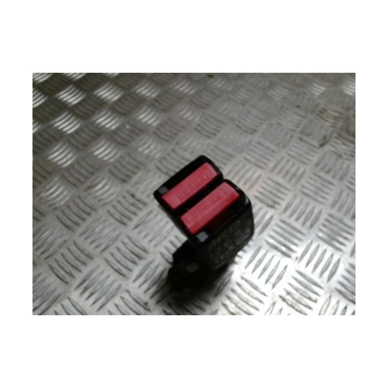 Attache ceinture arriere centrale PEUGEOT 308 1 PHASE 1 d’occasion