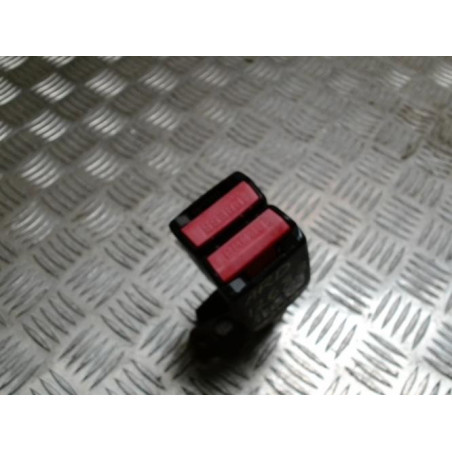 Attache ceinture arriere centrale PEUGEOT 308 1 PHASE 1 d’occasion