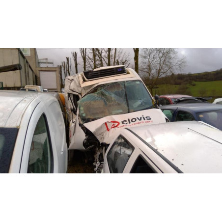 Etrier avant gauche (freinage) RENAULT MASTER 3 PHASE 3 d’occasion