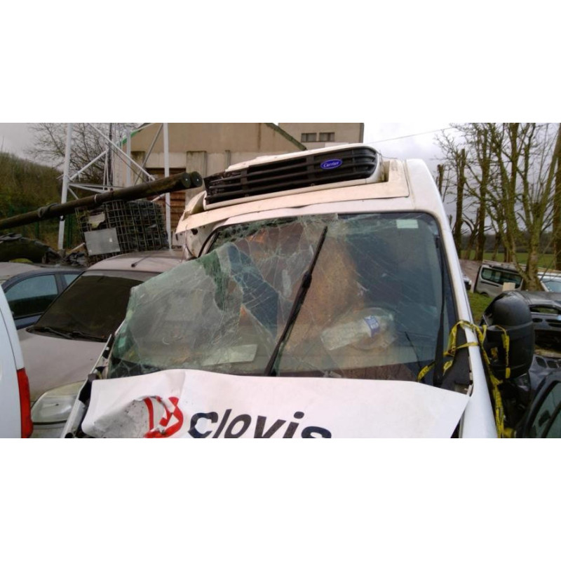 Etrier avant gauche (freinage) RENAULT MASTER 3 PHASE 3 d’occasion