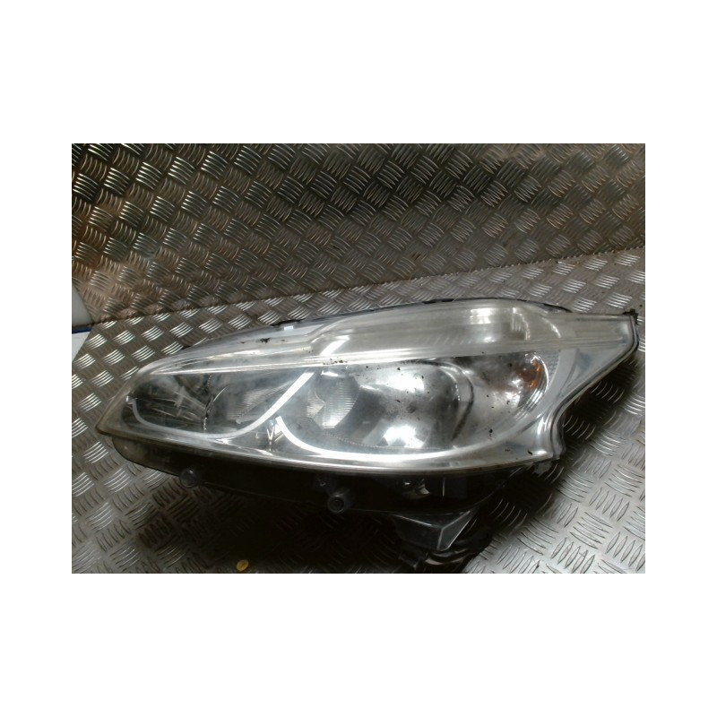 Optique avant principal gauche (feux)(phare) PEUGEOT 208 1 PHASE 1 d’occasion