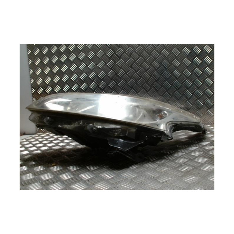 Optique avant principal gauche (feux)(phare) PEUGEOT 208 1 PHASE 1 d’occasion
