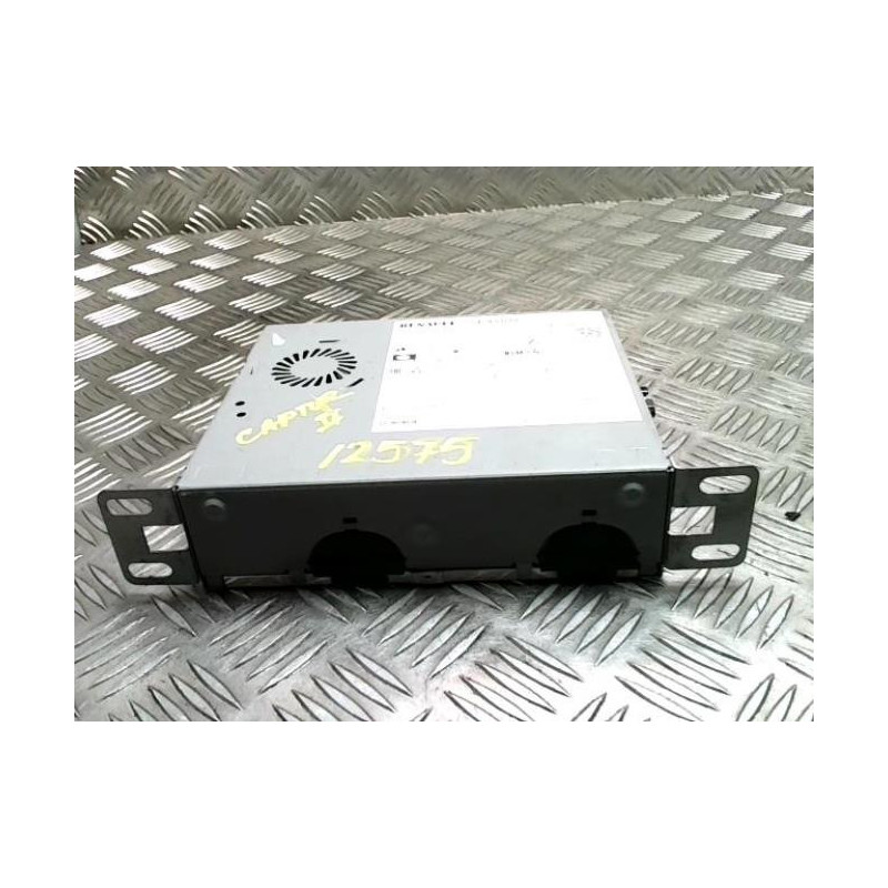 Autoradio d'origine RENAULT CAPTUR 2 PHASE 1 d’occasion