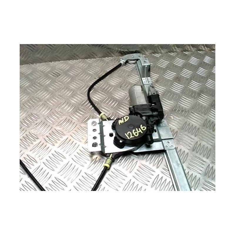 Leve vitre electrique avant droit FIAT SCUDO 2 d’occasion