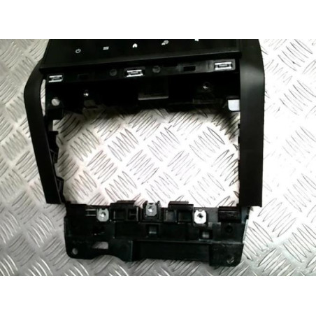 Ecran GPS RENAULT CAPTUR 2 PHASE 1 d’occasion