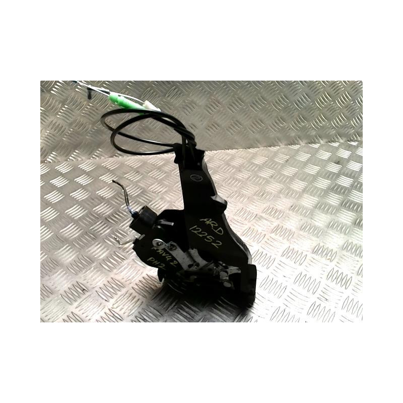 Serrure arriere droit TOYOTA RAV4 2 PHASE 2 d’occasion