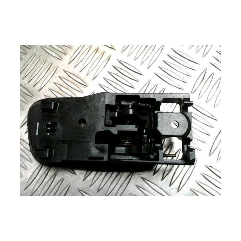 Poignee interieur avant gauche TOYOTA RAV4 2 PHASE 2 d’occasion
