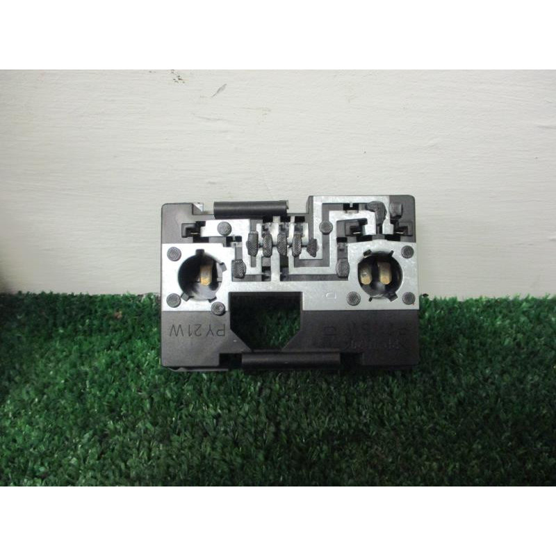 Platine feu arriere droit CITROEN XANTIA PHASE 2 d’occasion