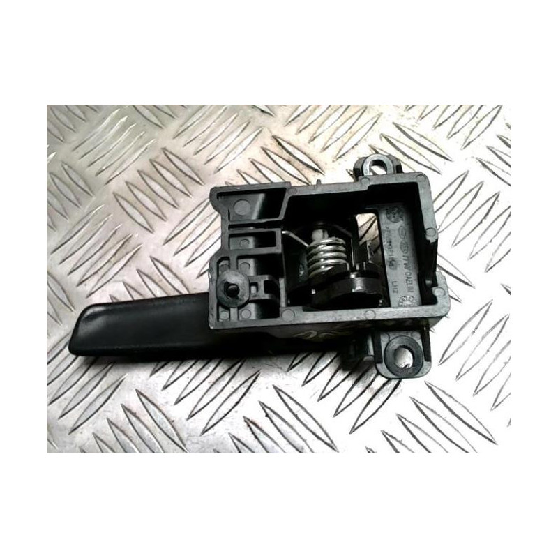 Poignee interieur avant gauche KIA VENGA PHASE 1 d’occasion