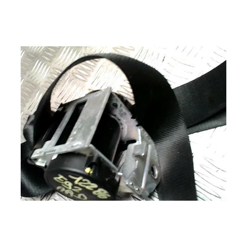 Ceinture arriere droit BMW SERIE 3 E92 COUPE PHASE 1 d’occasion