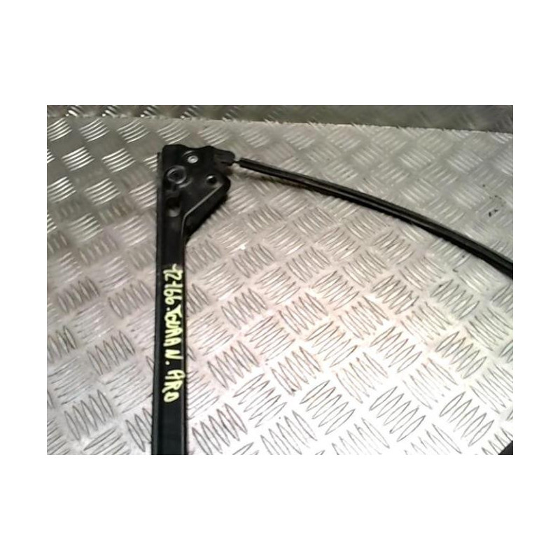 Mecanisme de leve vitre electrique arriere droit VOLKSWAGEN TOURAN 1 PHASE 1 d’occasion